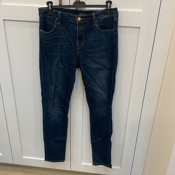 Maria high rise - Picture 1 of 2